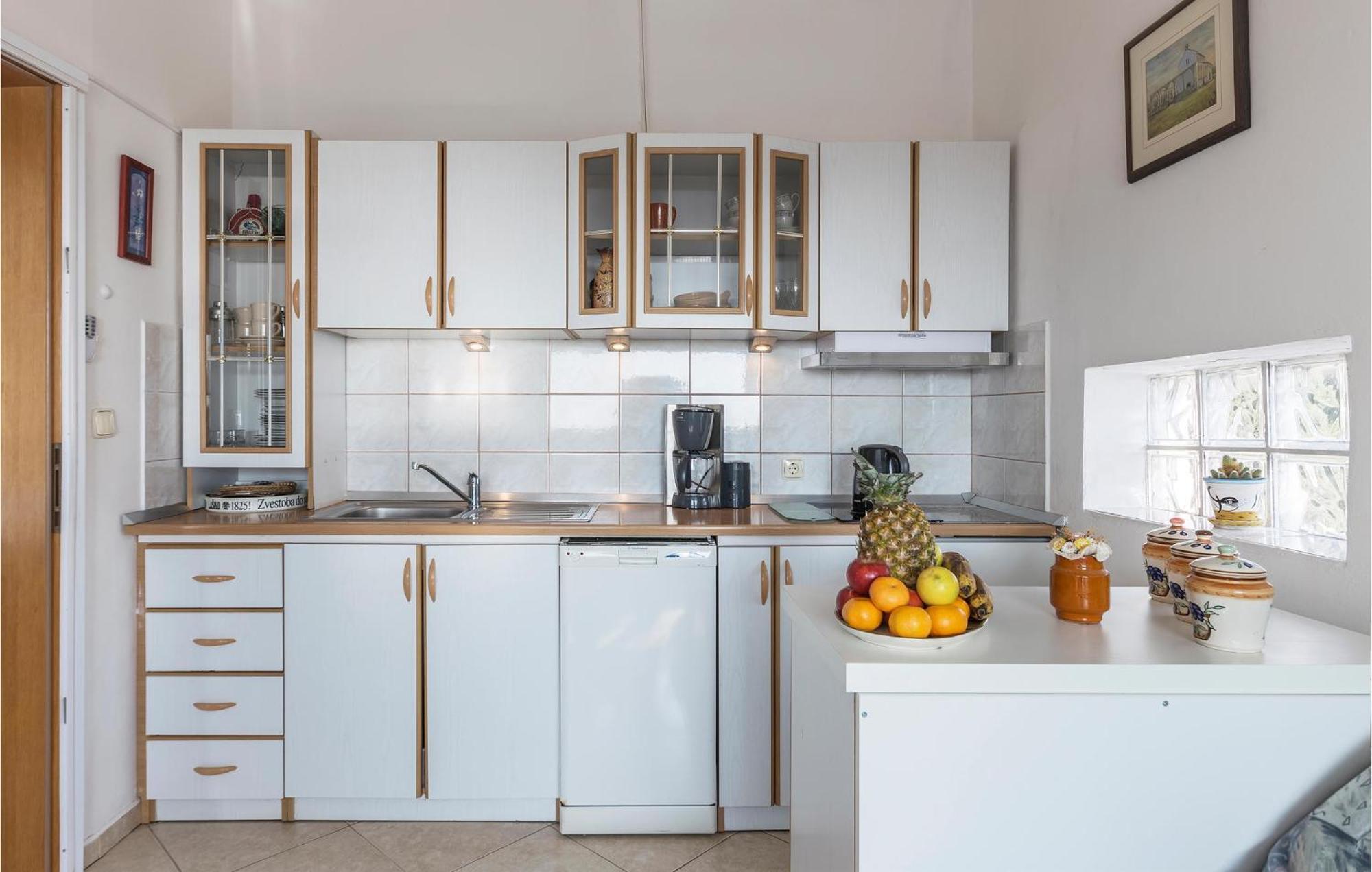 Beautiful Apartment In Barbariga With Kitchen Exteriér fotografie